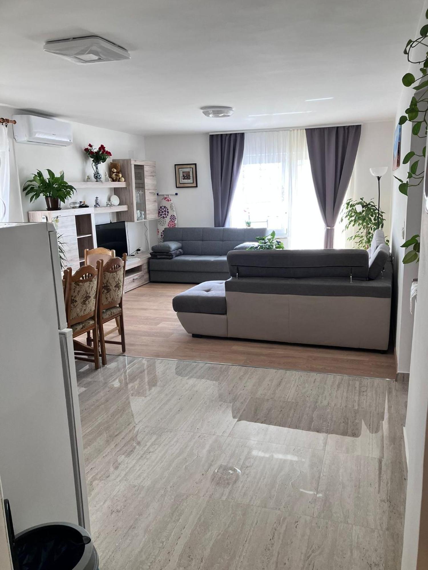 App Martina Apartment *