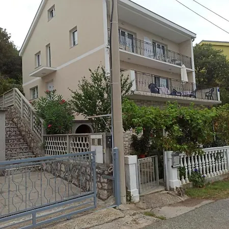 App Martina Apartment Dramalj Exterior photo